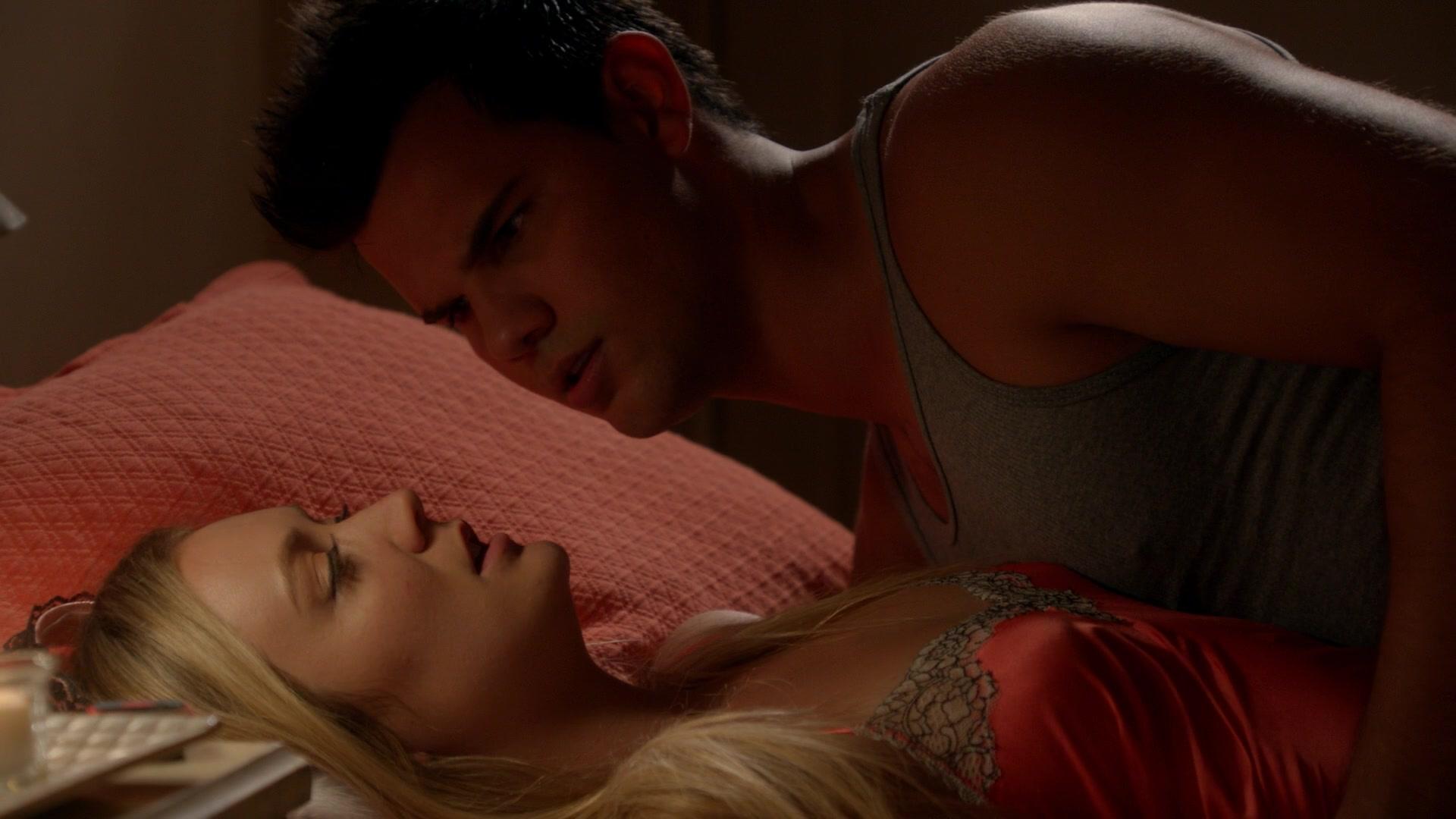 Scream_Queens_2015_S02E03_1080p_004534.jpg