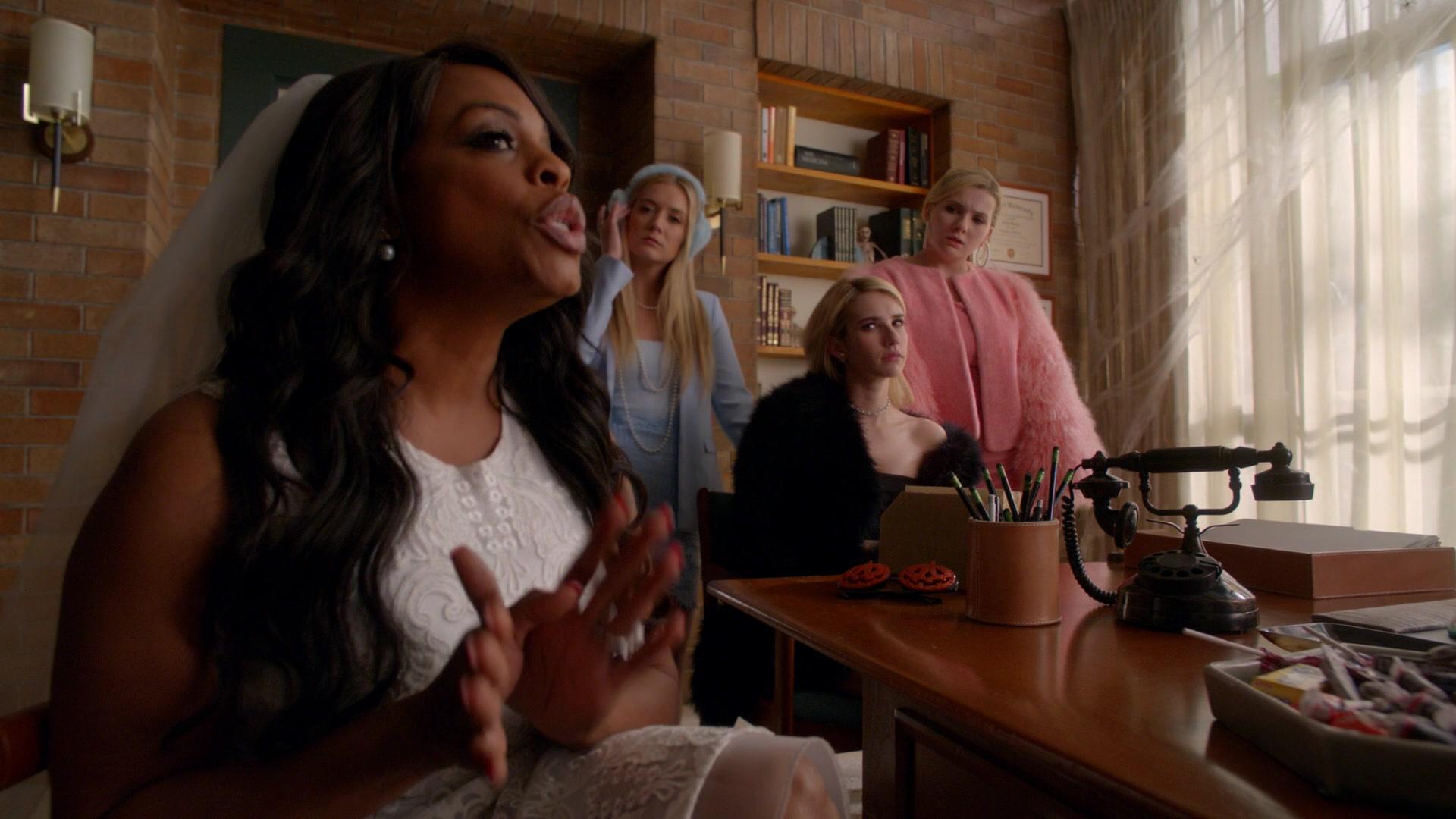 Scream_Queens_2015_S02E04_1080p_001144.jpg