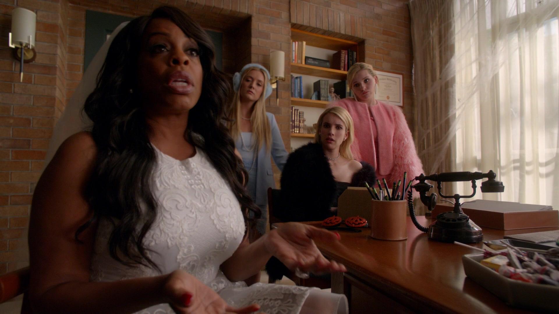 Scream_Queens_2015_S02E04_1080p_001153.jpg