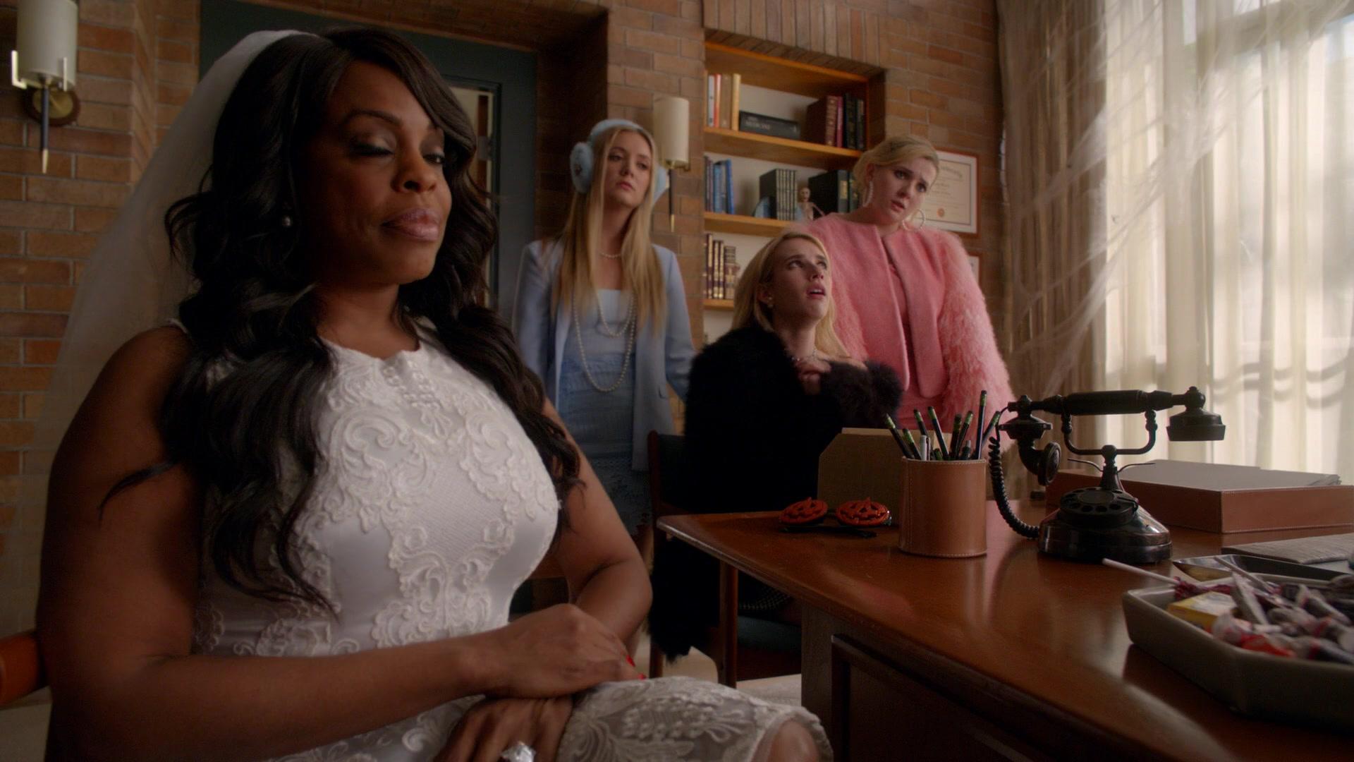 Scream_Queens_2015_S02E04_1080p_001274.jpg