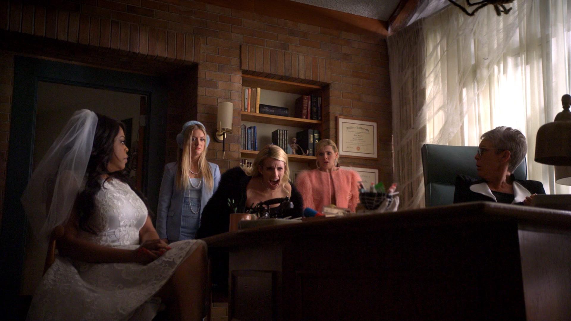 Scream_Queens_2015_S02E04_1080p_001454.jpg