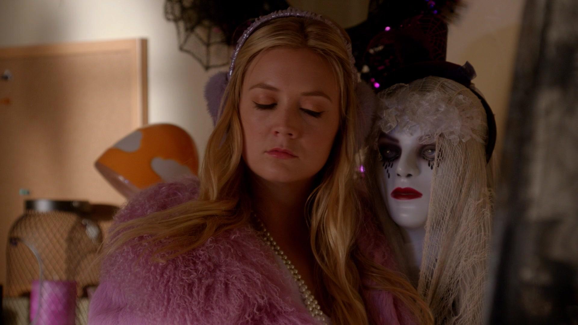 Scream_Queens_2015_S02E04_1080p_003888.jpg