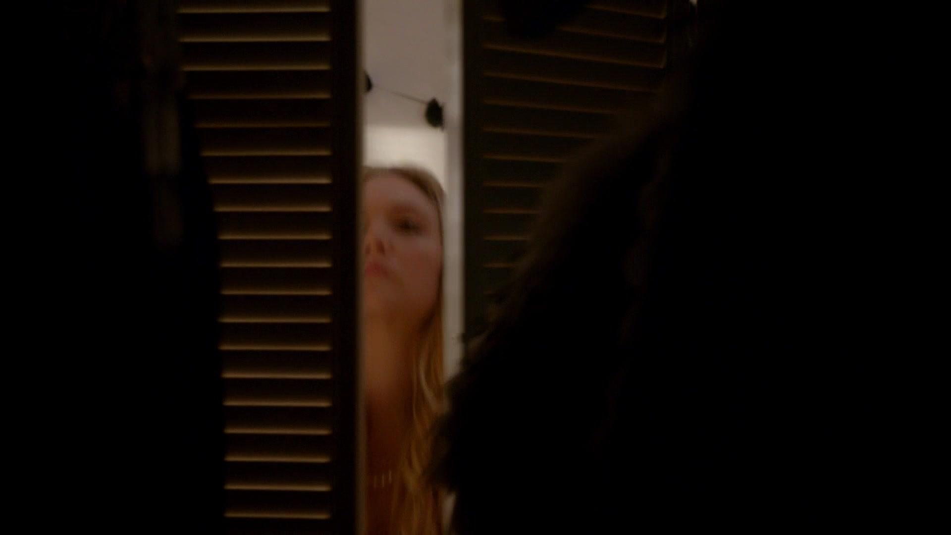 Scream_Queens_2015_S02E04_1080p_003946.jpg