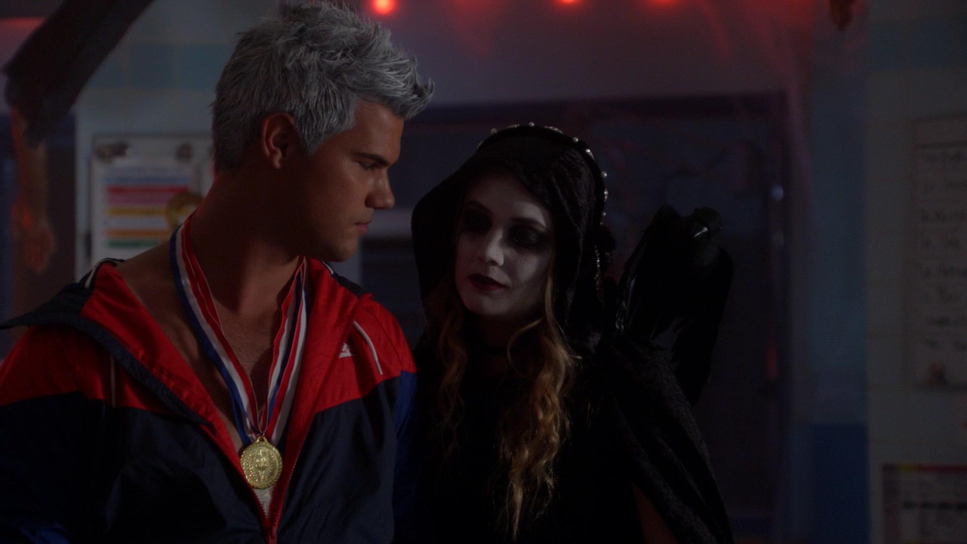 Scream_Queens_2015_S02E04_1080p_004315.jpg