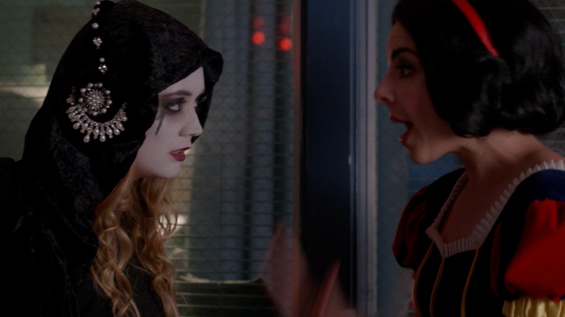 Scream_Queens_2015_S02E04_1080p_004576.jpg
