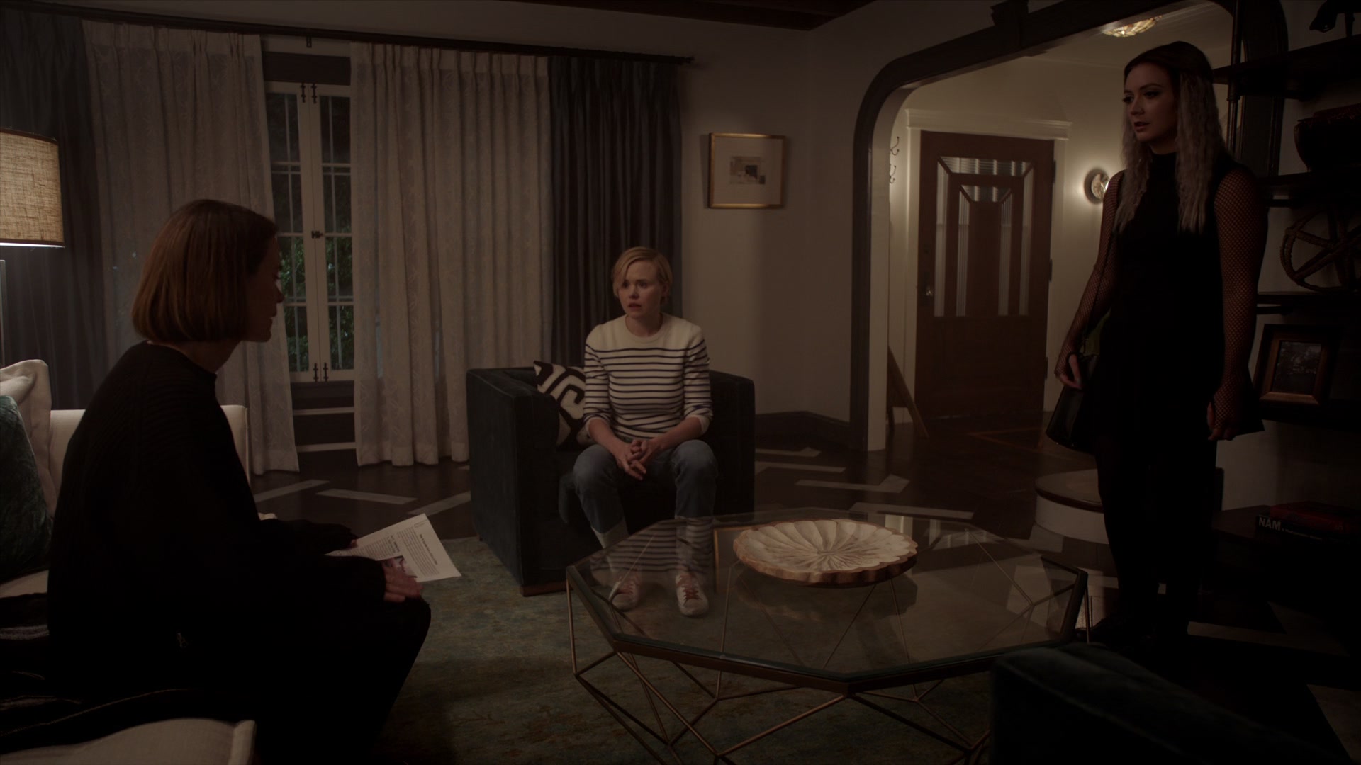 American_Horror_Story_S07_E09_Drink_Kool_Aid_1080p_BluRay_002251.jpg