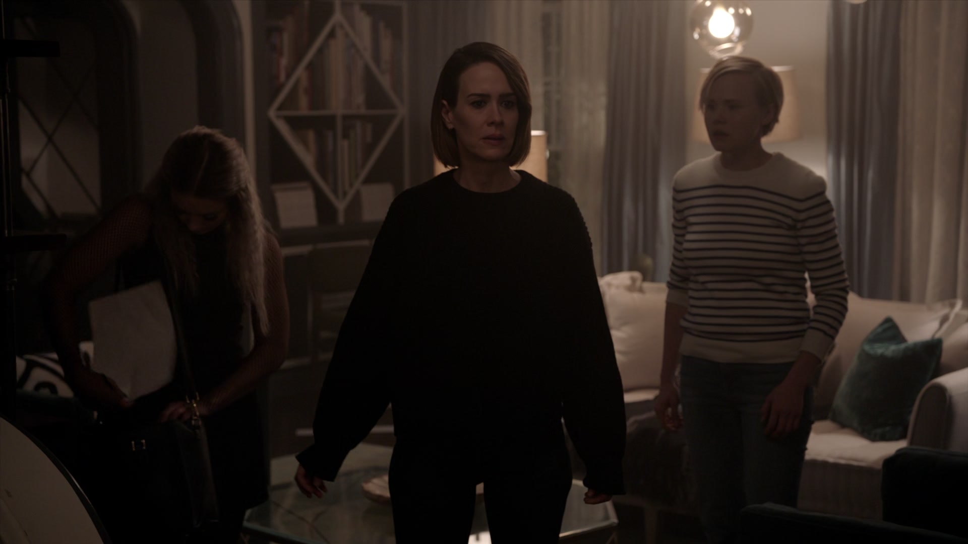 American_Horror_Story_S07_E09_Drink_Kool_Aid_1080p_BluRay_002264.jpg