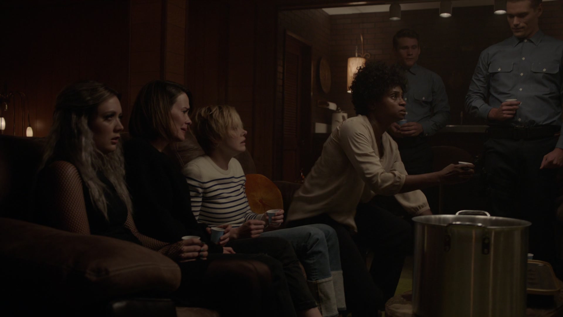 American_Horror_Story_S07_E09_Drink_Kool_Aid_1080p_BluRay_002900.jpg
