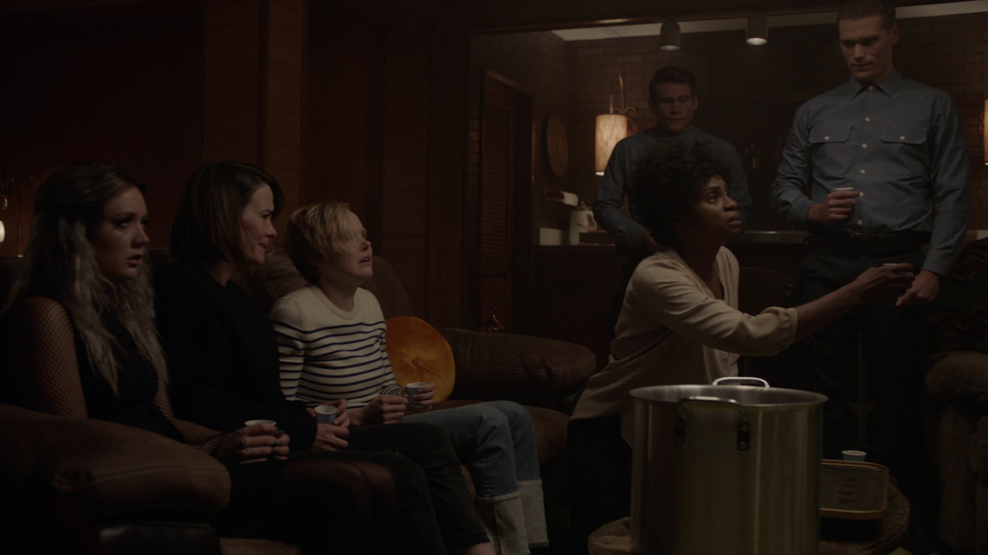 American_Horror_Story_S07_E09_Drink_Kool_Aid_1080p_BluRay_002902.jpg