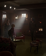 American_Horror_Story_S07_E09_Drink_Kool_Aid_1080p_BluRay_003471.jpg