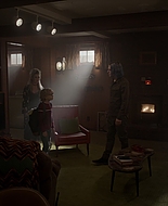 American_Horror_Story_S07_E09_Drink_Kool_Aid_1080p_BluRay_003473.jpg