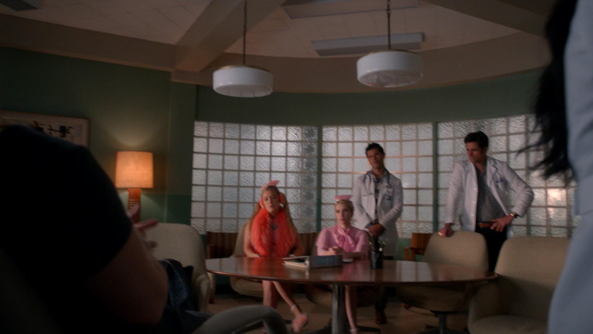 Scream_Queens_2015_S02E05_1080p_001149.jpg