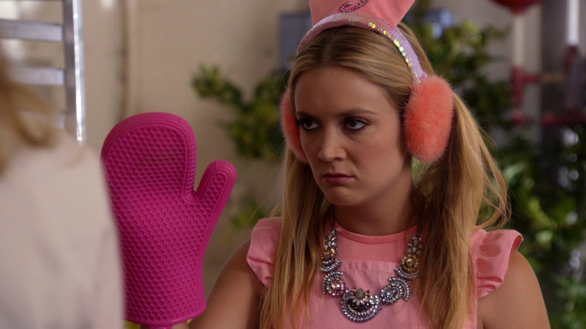 Scream_Queens_2015_S02E05_1080p_001523.jpg