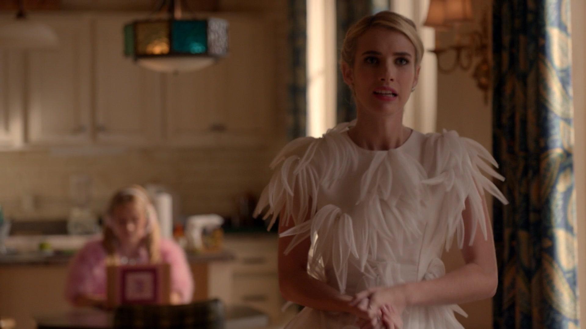 Scream_Queens_2015_S02E05_1080p_002129.jpg