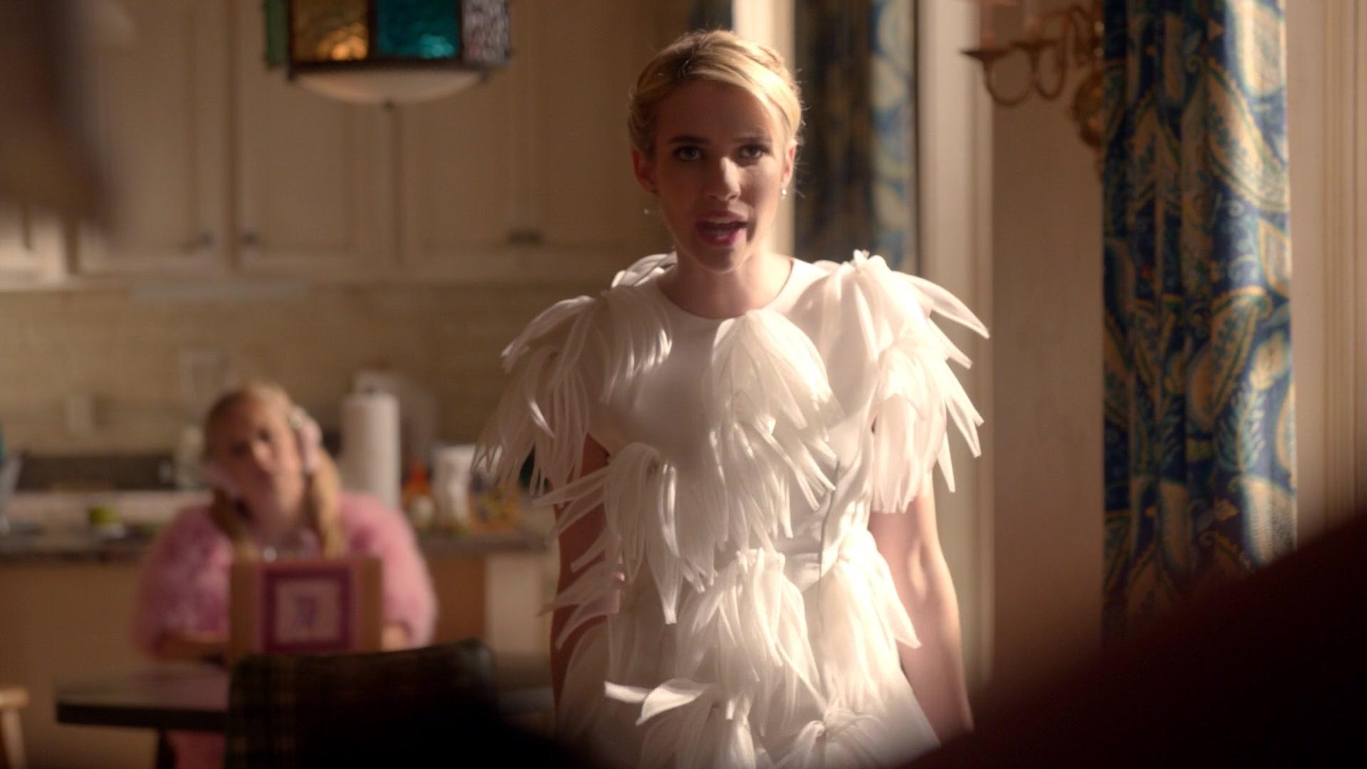 Scream_Queens_2015_S02E05_1080p_002178.jpg