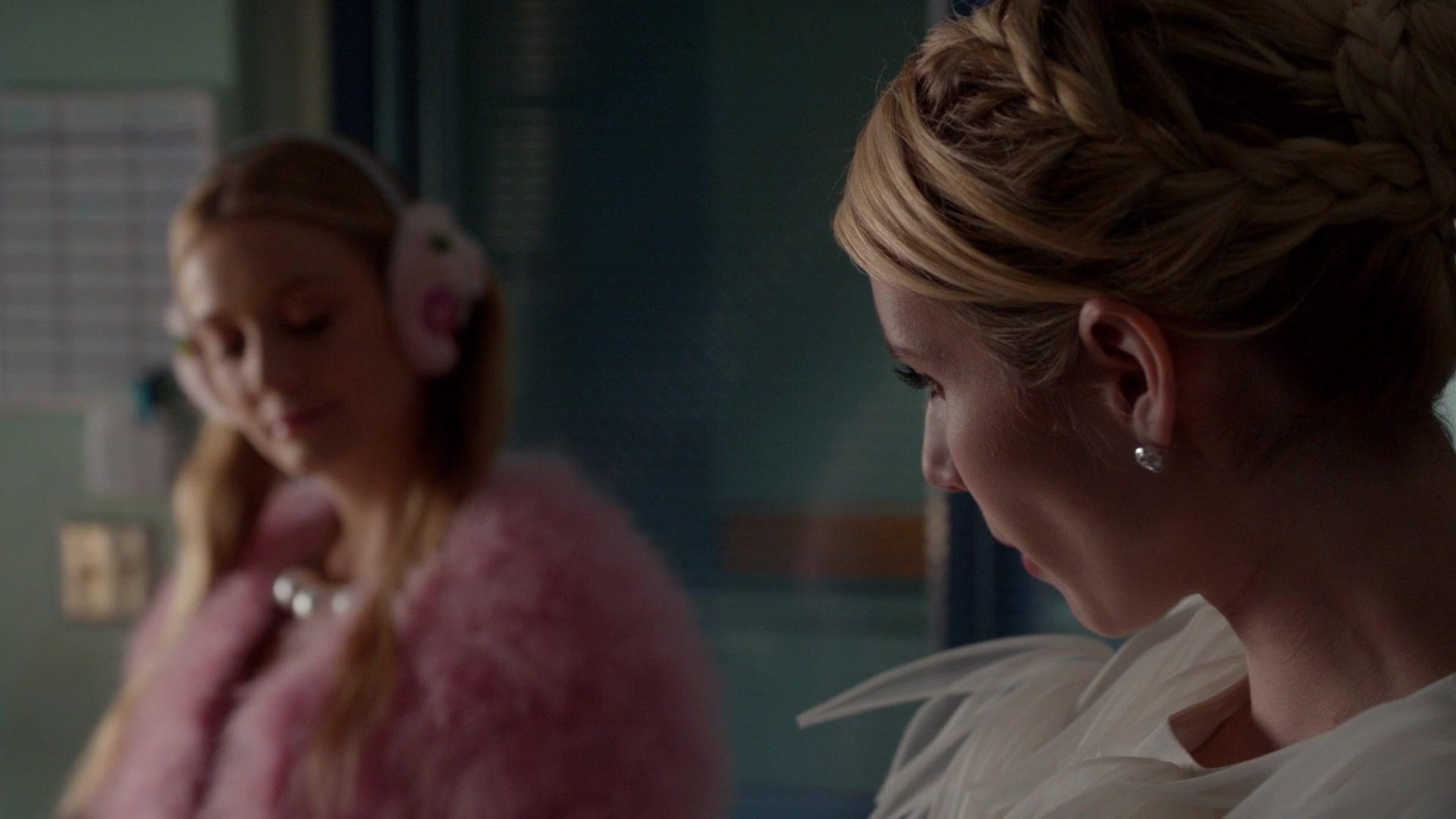 Scream_Queens_2015_S02E05_1080p_002312.jpg