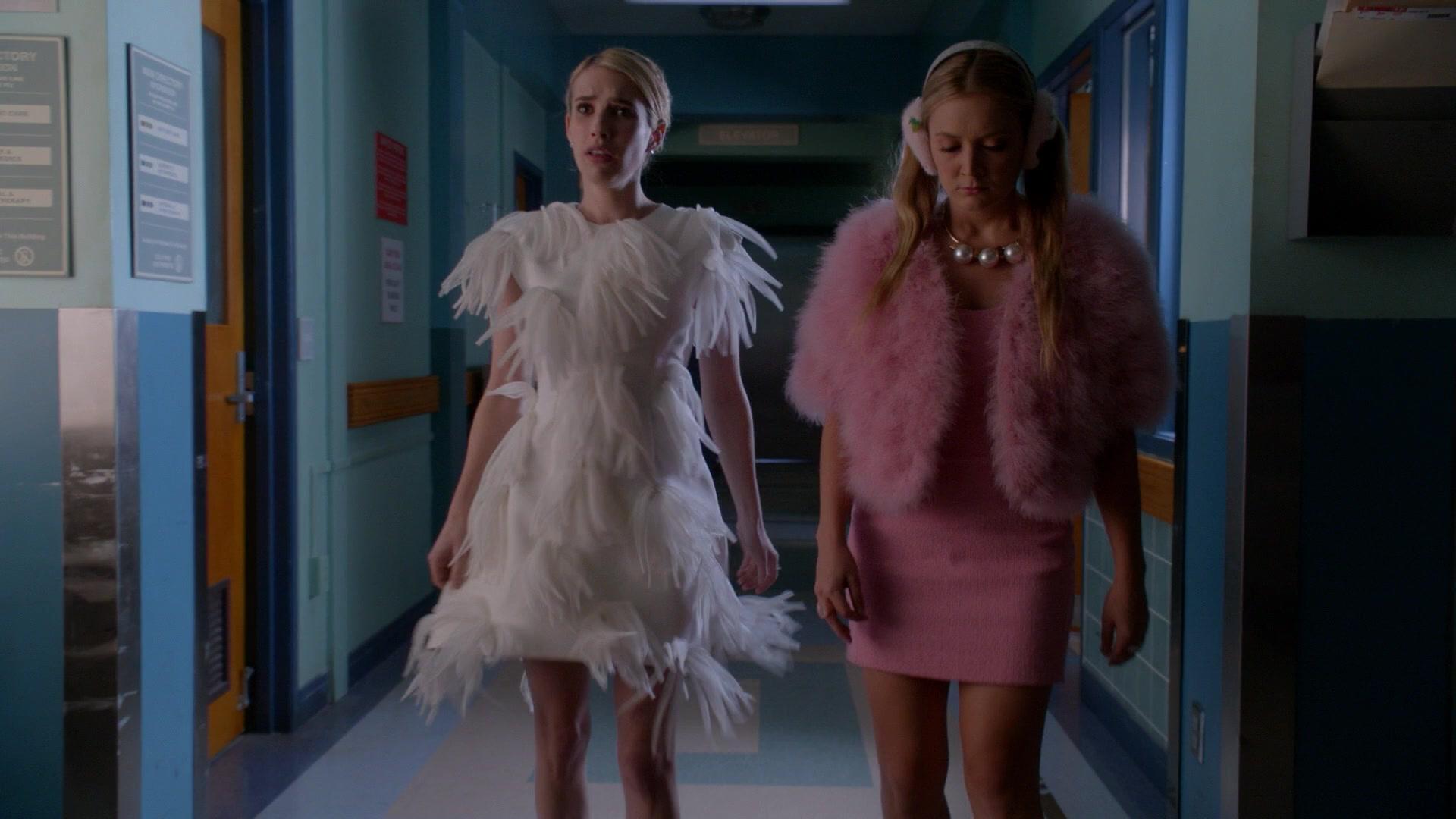 Scream_Queens_2015_S02E05_1080p_002347.jpg