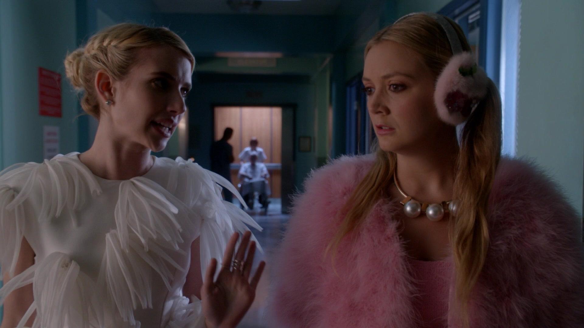 Scream_Queens_2015_S02E05_1080p_002357.jpg