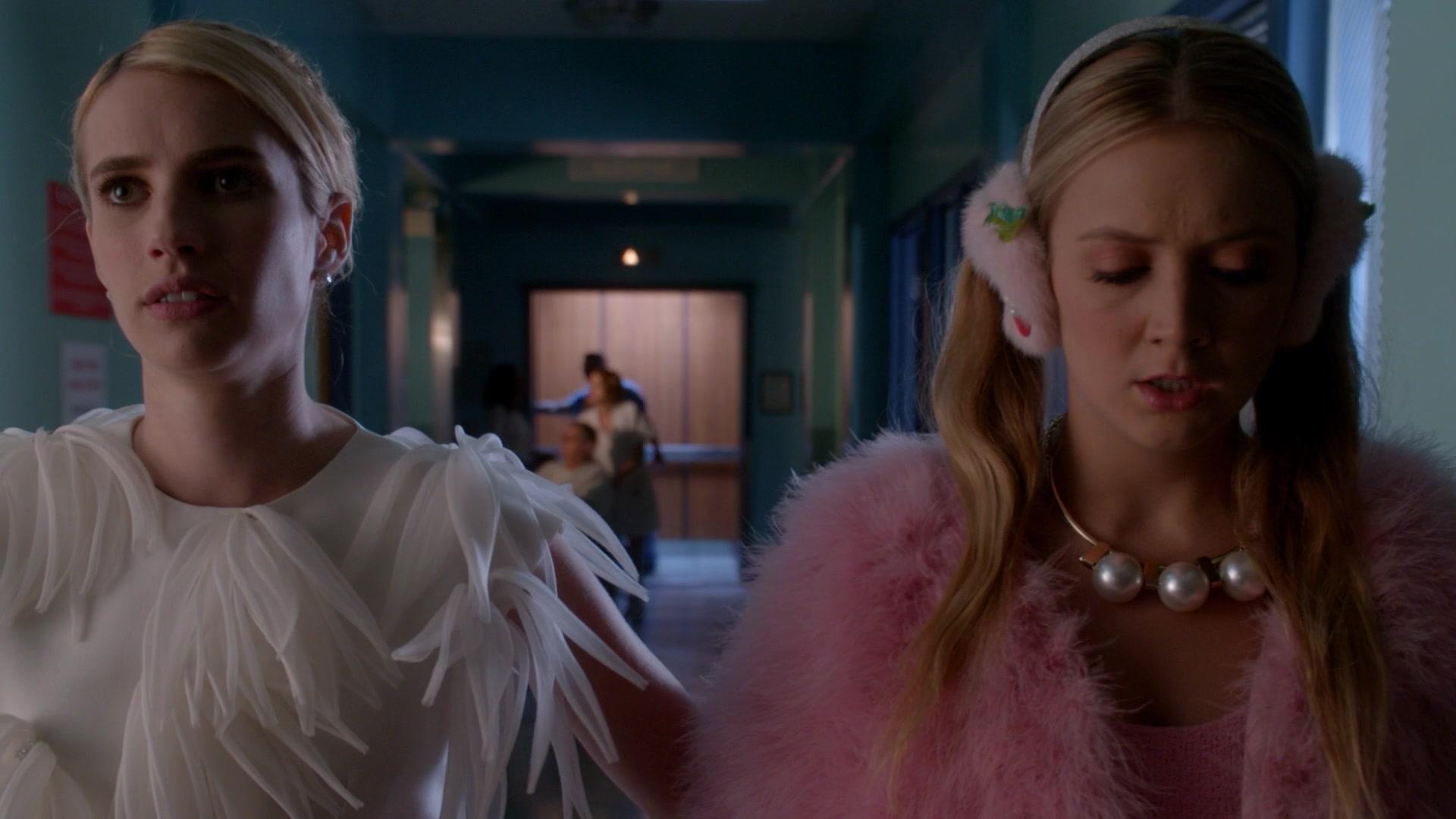 Scream_Queens_2015_S02E05_1080p_002365.jpg