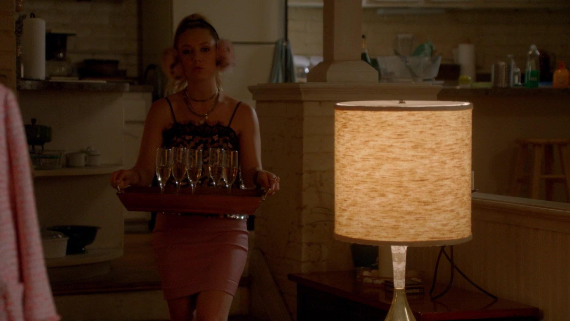 Scream_Queens_2015_S02E05_1080p_002648.jpg