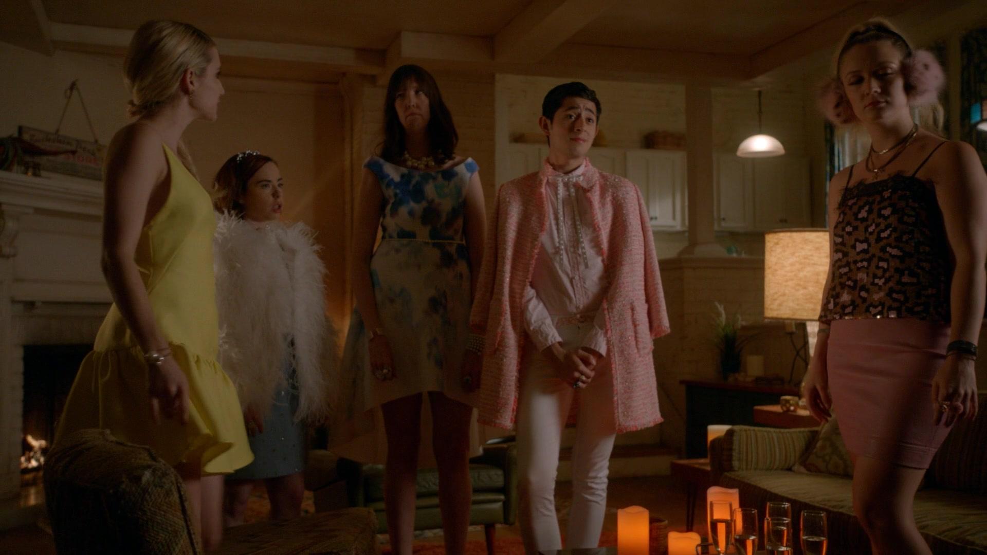 Scream_Queens_2015_S02E05_1080p_002667.jpg