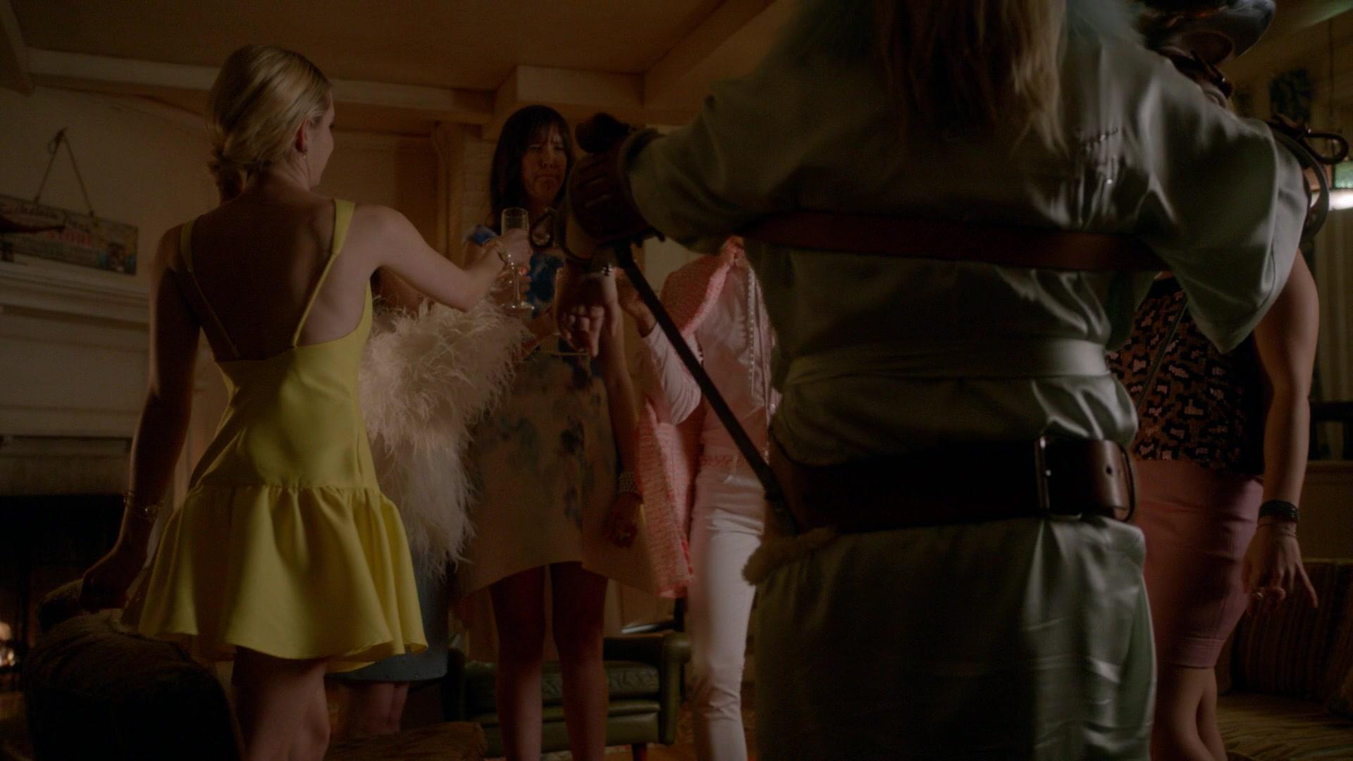 Scream_Queens_2015_S02E05_1080p_002704.jpg