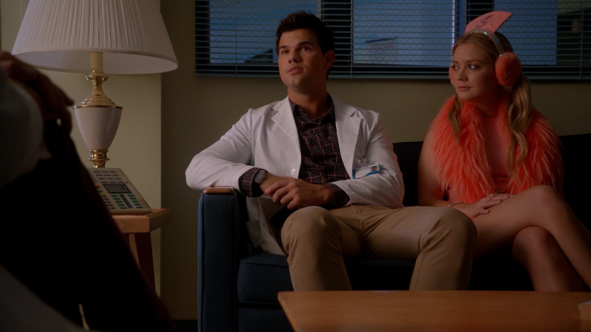 Scream_Queens_2015_S02E05_1080p_004446.jpg