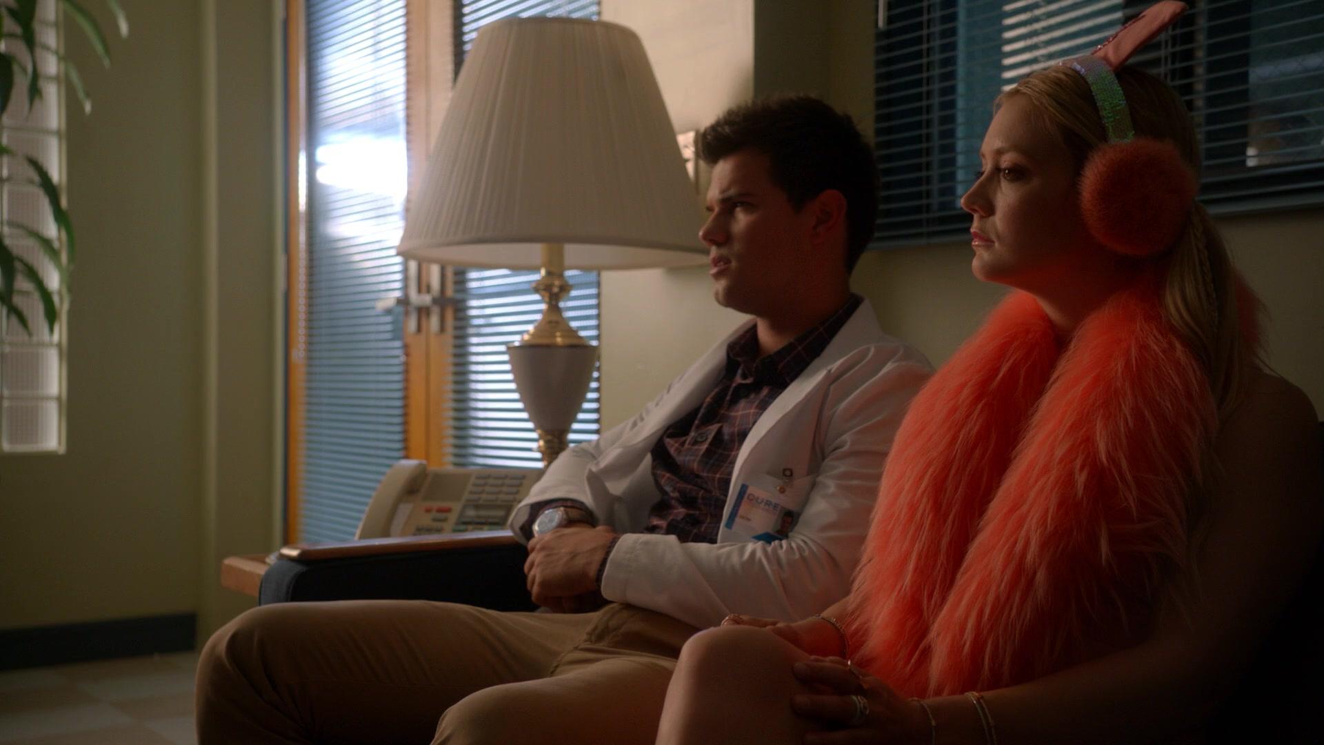 Scream_Queens_2015_S02E05_1080p_004453.jpg
