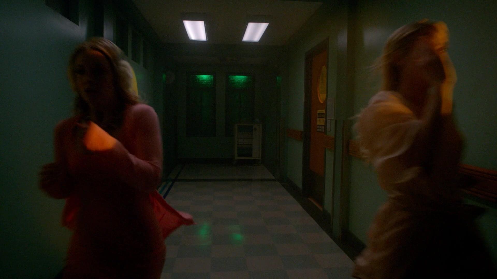 Scream_Queens_2015_S02E05_1080p_005256.jpg