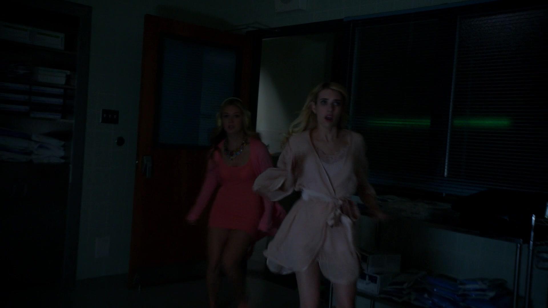 Scream_Queens_2015_S02E05_1080p_005288.jpg