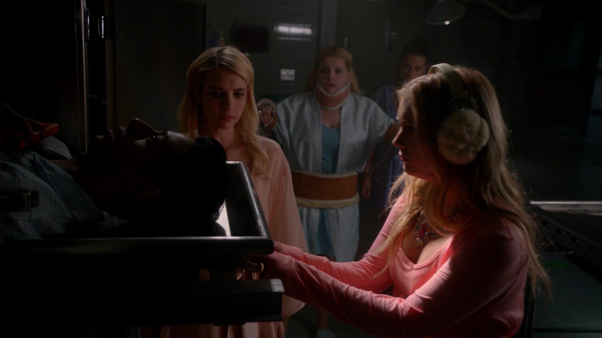 Scream_Queens_2015_S02E05_1080p_005314.jpg