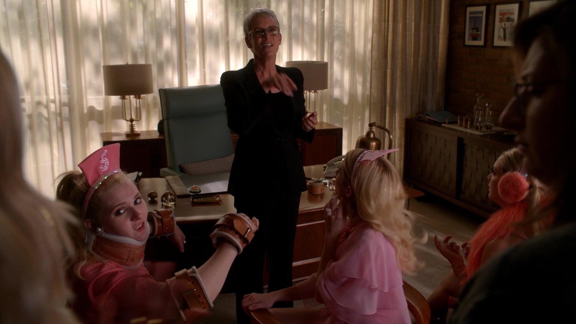 Scream_Queens_2015_S02E05_1080p_005635.jpg