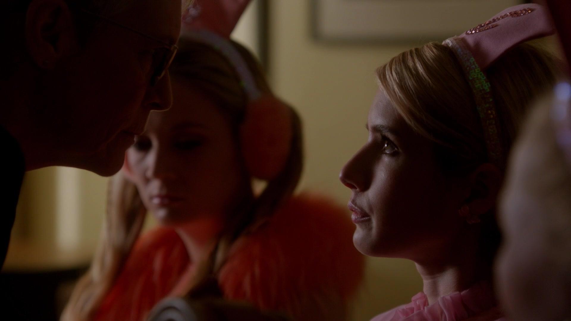 Scream_Queens_2015_S02E05_1080p_005765.jpg