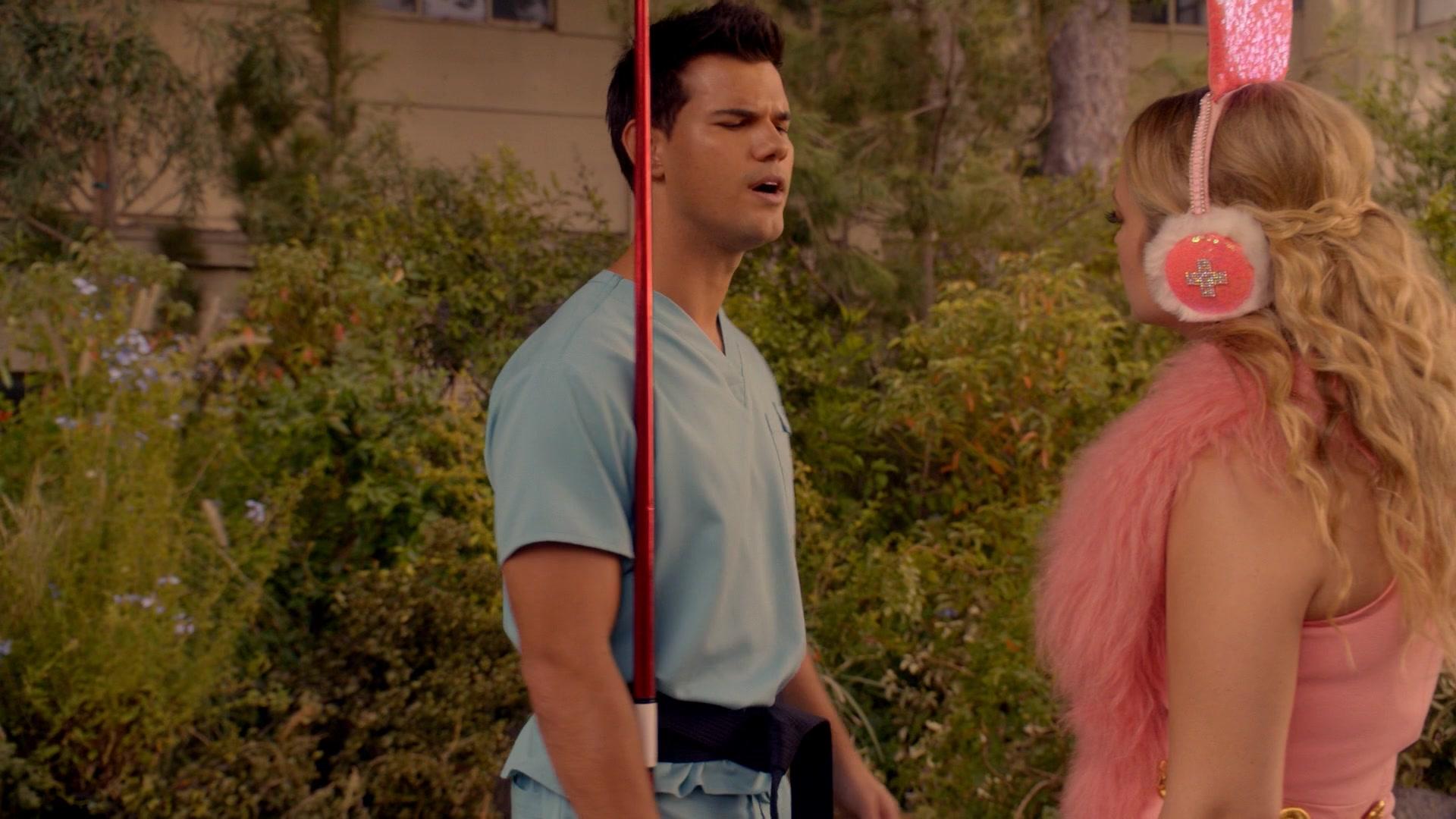 Scream_Queens_2015_S02E07_1080p_000967.jpg