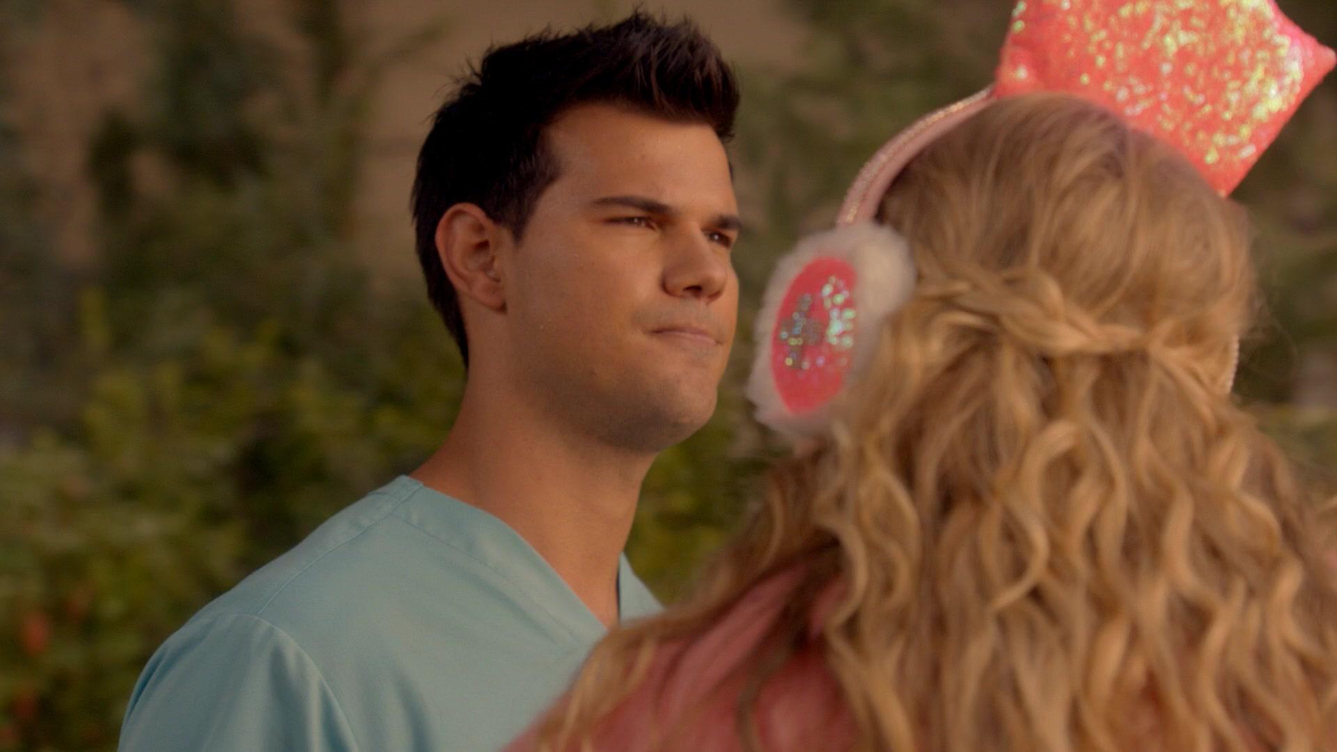 Scream_Queens_2015_S02E07_1080p_001062.jpg