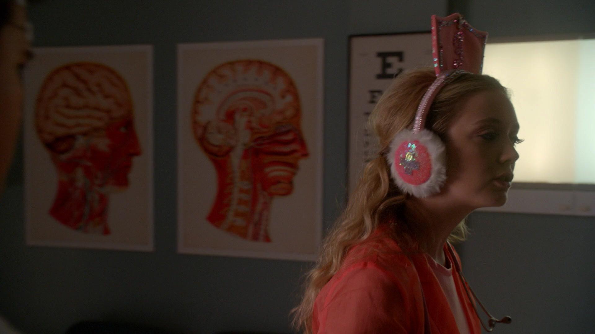 Scream_Queens_2015_S02E07_1080p_001150.jpg