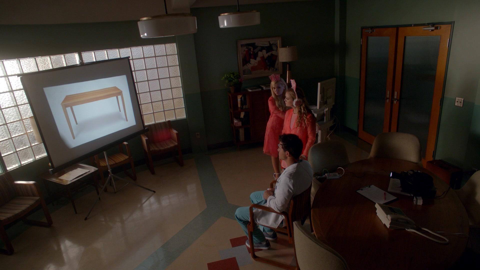 Scream_Queens_2015_S02E07_1080p_001333.jpg