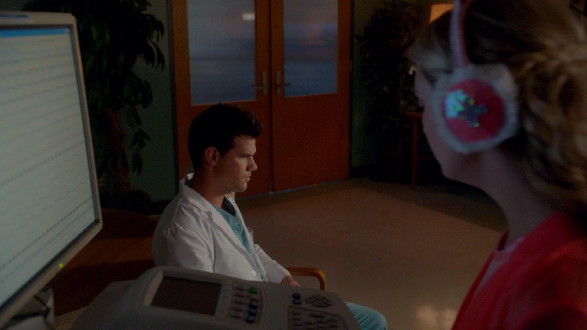 Scream_Queens_2015_S02E07_1080p_001390.jpg
