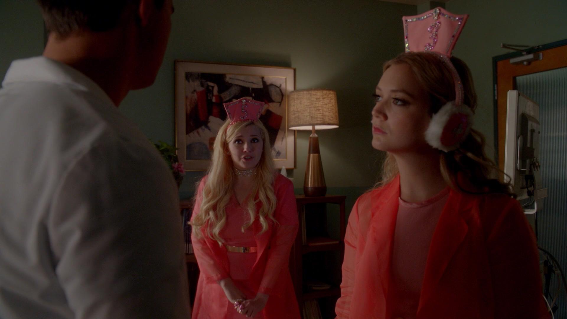 Scream_Queens_2015_S02E07_1080p_001465.jpg