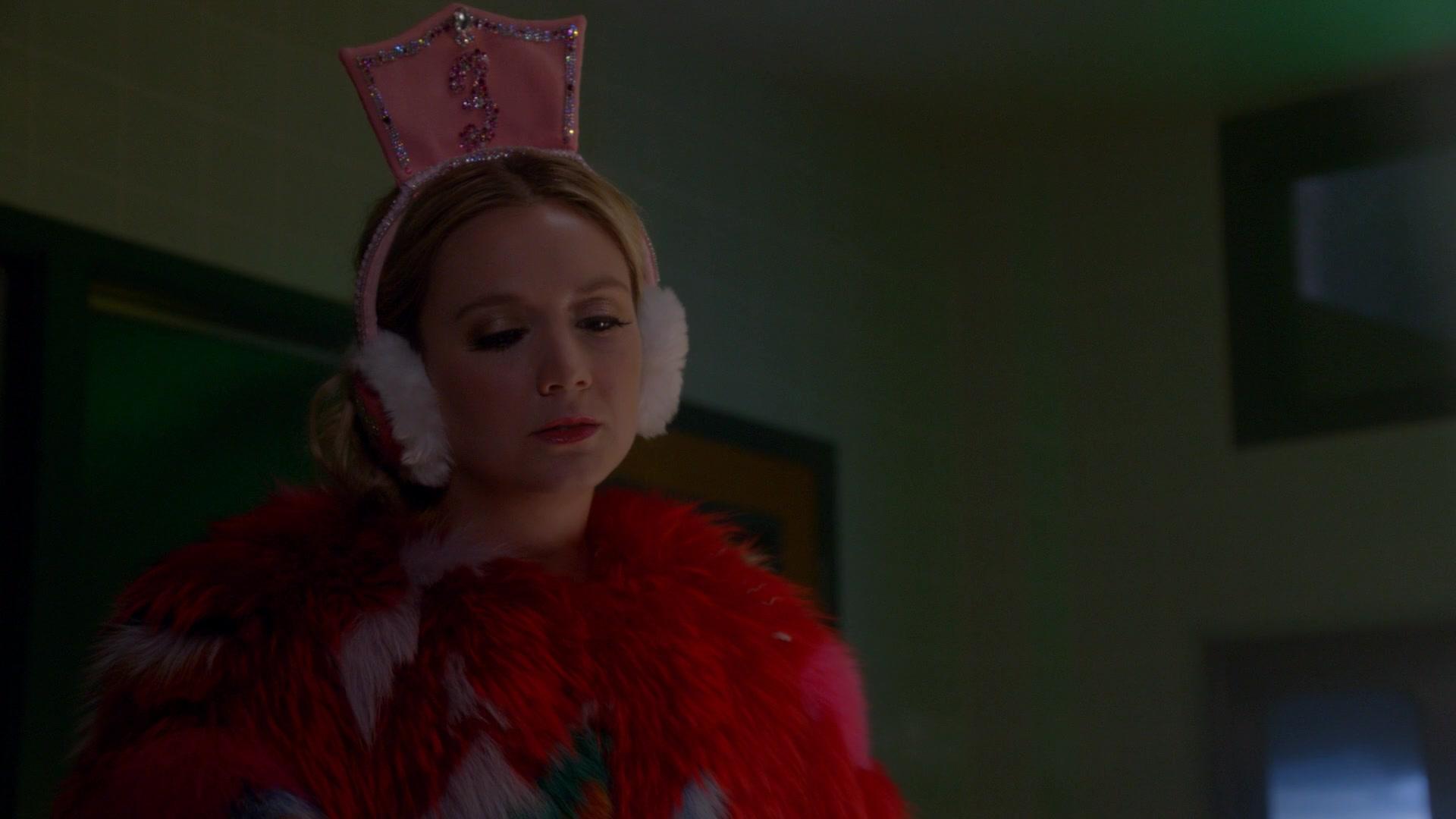 Scream_Queens_2015_S02E07_1080p_002022.jpg