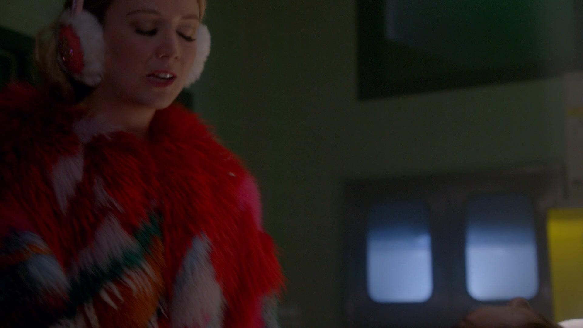Scream_Queens_2015_S02E07_1080p_002032.jpg