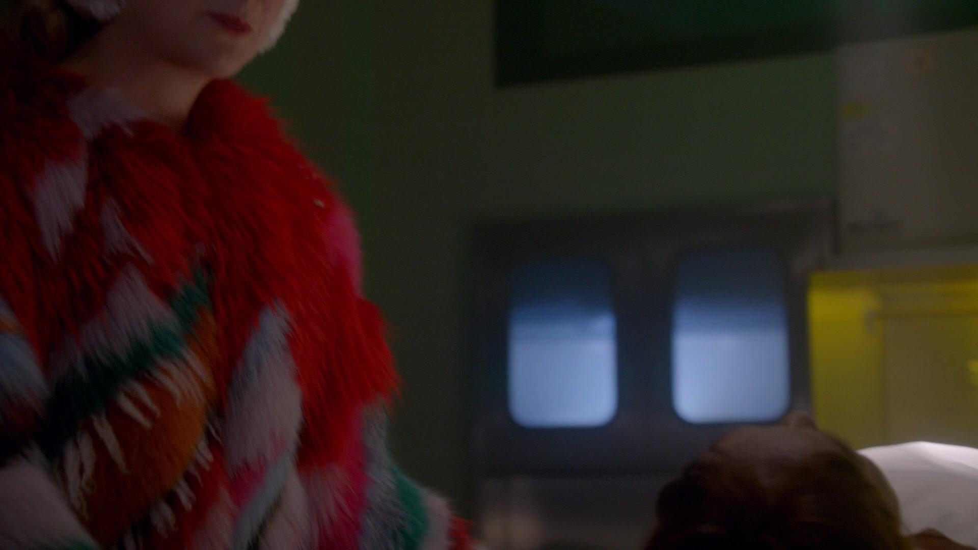 Scream_Queens_2015_S02E07_1080p_002033.jpg