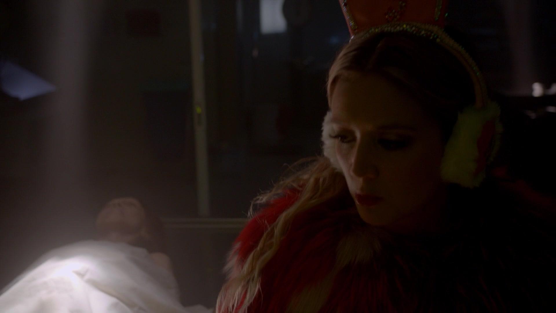 Scream_Queens_2015_S02E07_1080p_002040.jpg