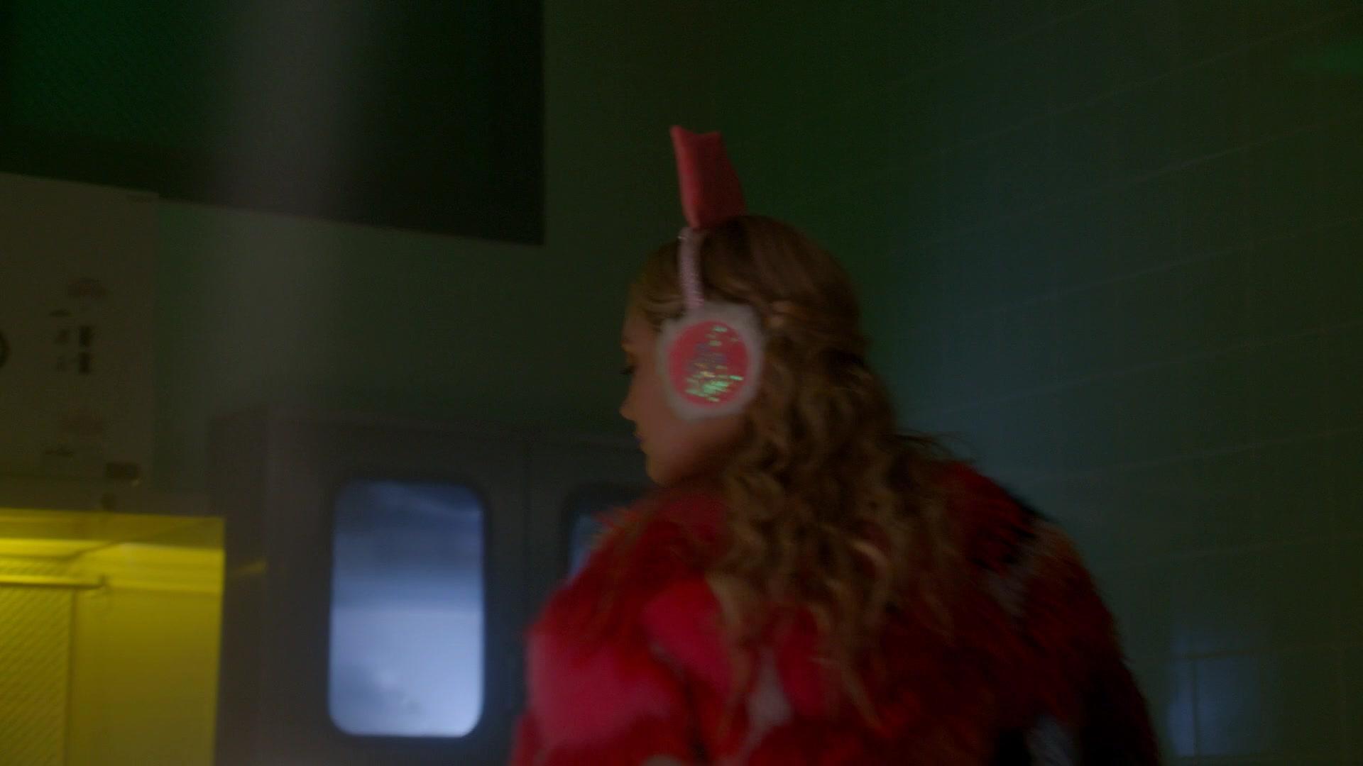 Scream_Queens_2015_S02E07_1080p_002115.jpg