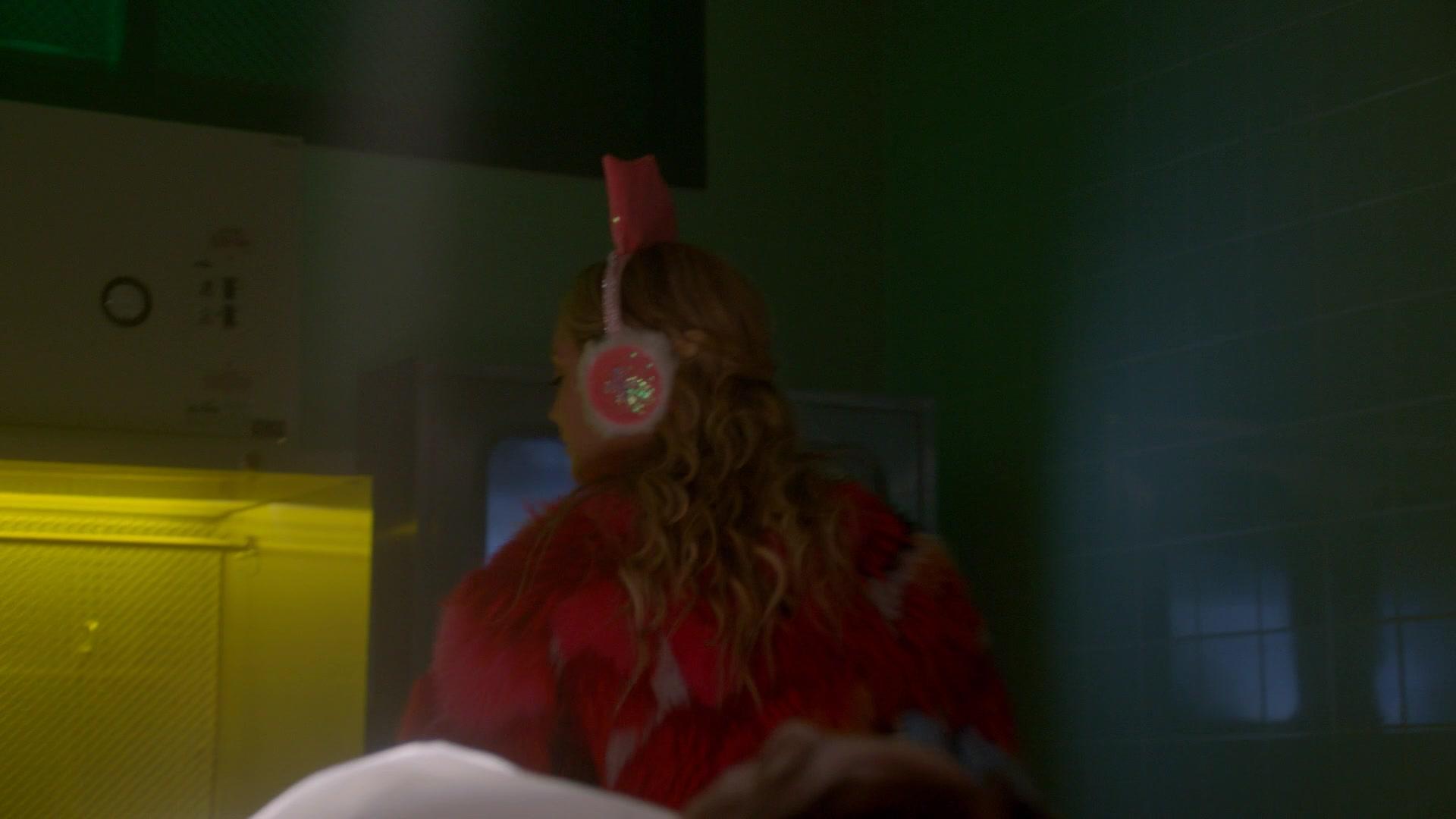 Scream_Queens_2015_S02E07_1080p_002116.jpg