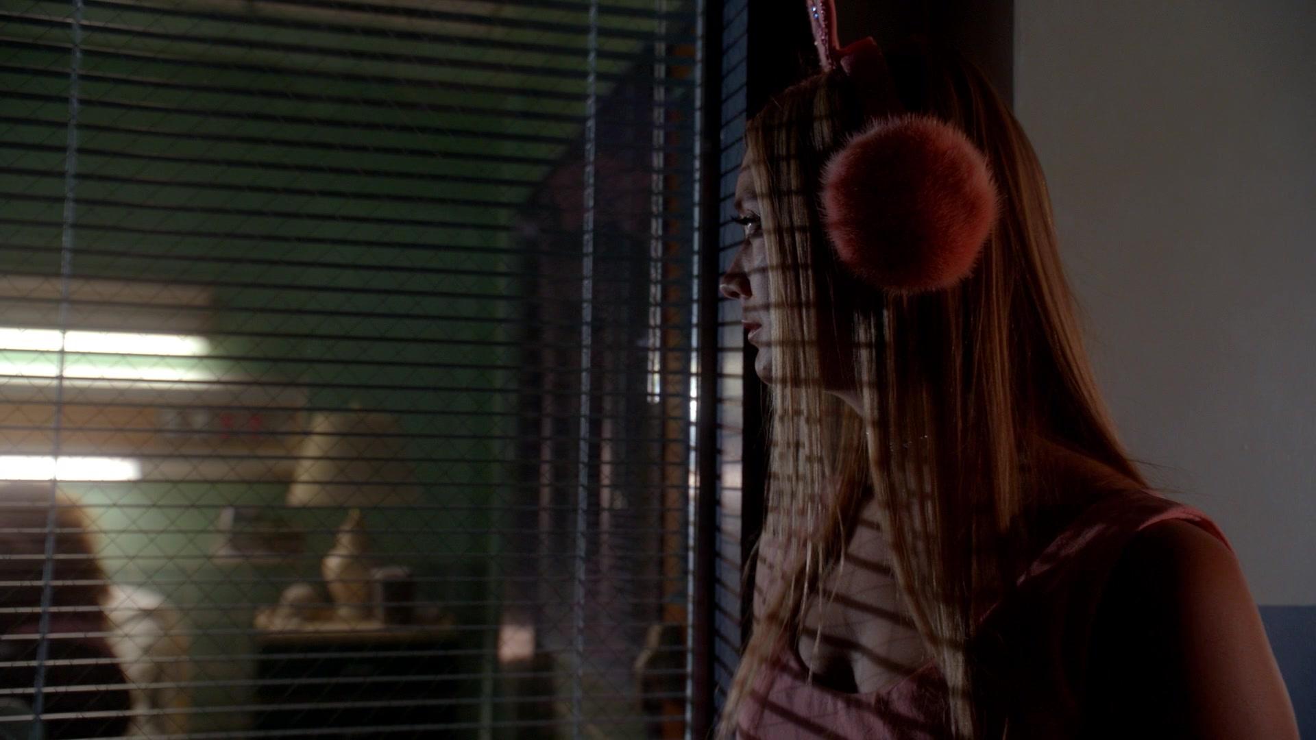 Scream_Queens_2015_S02E07_1080p_003212.jpg