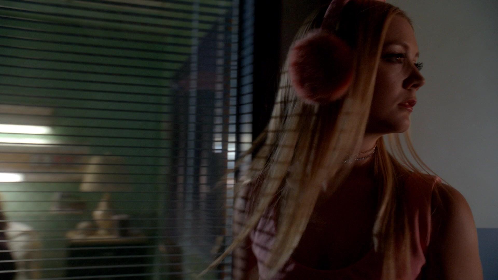 Scream_Queens_2015_S02E07_1080p_003215.jpg