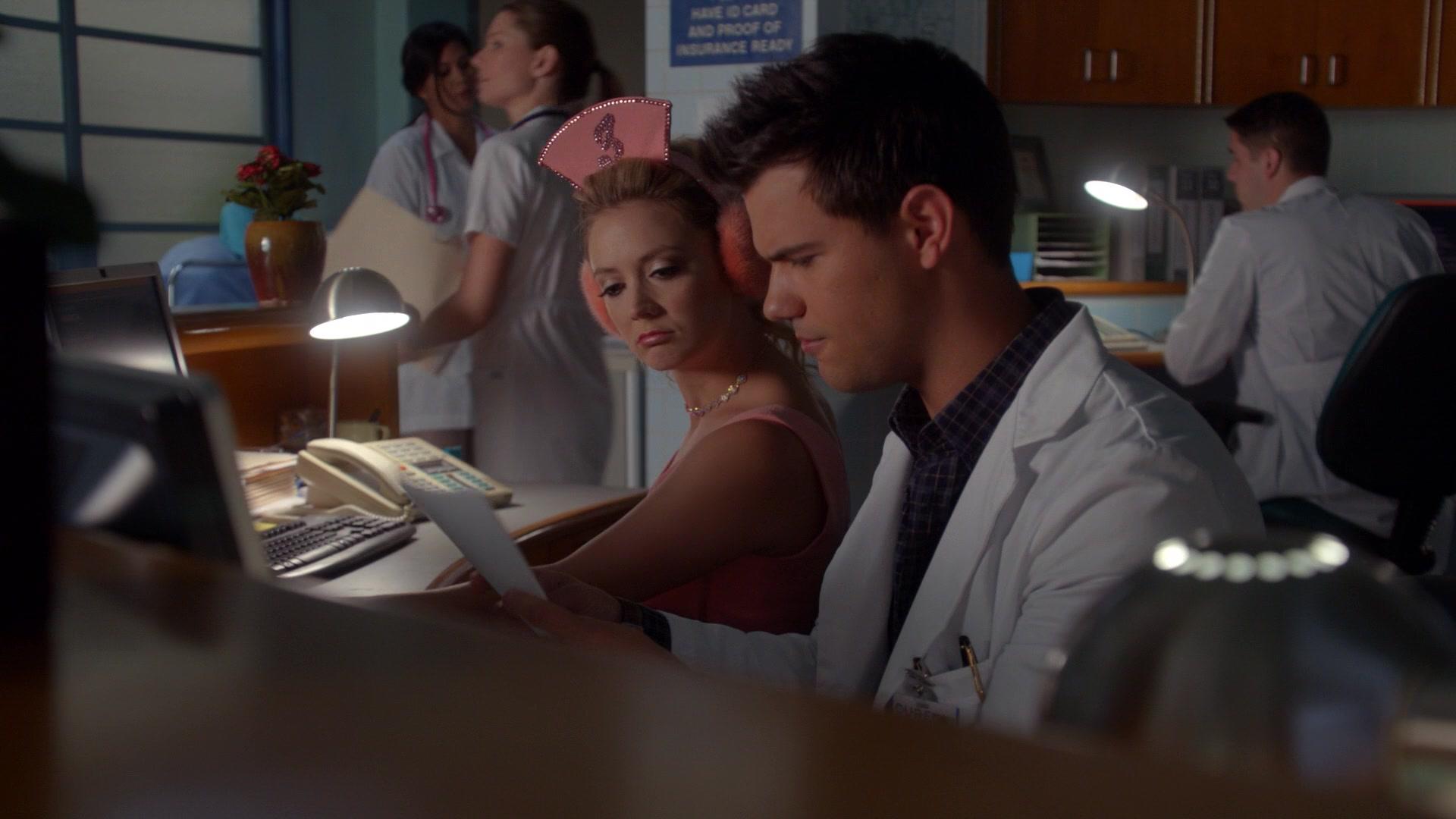 Scream_Queens_2015_S02E07_1080p_003832.jpg