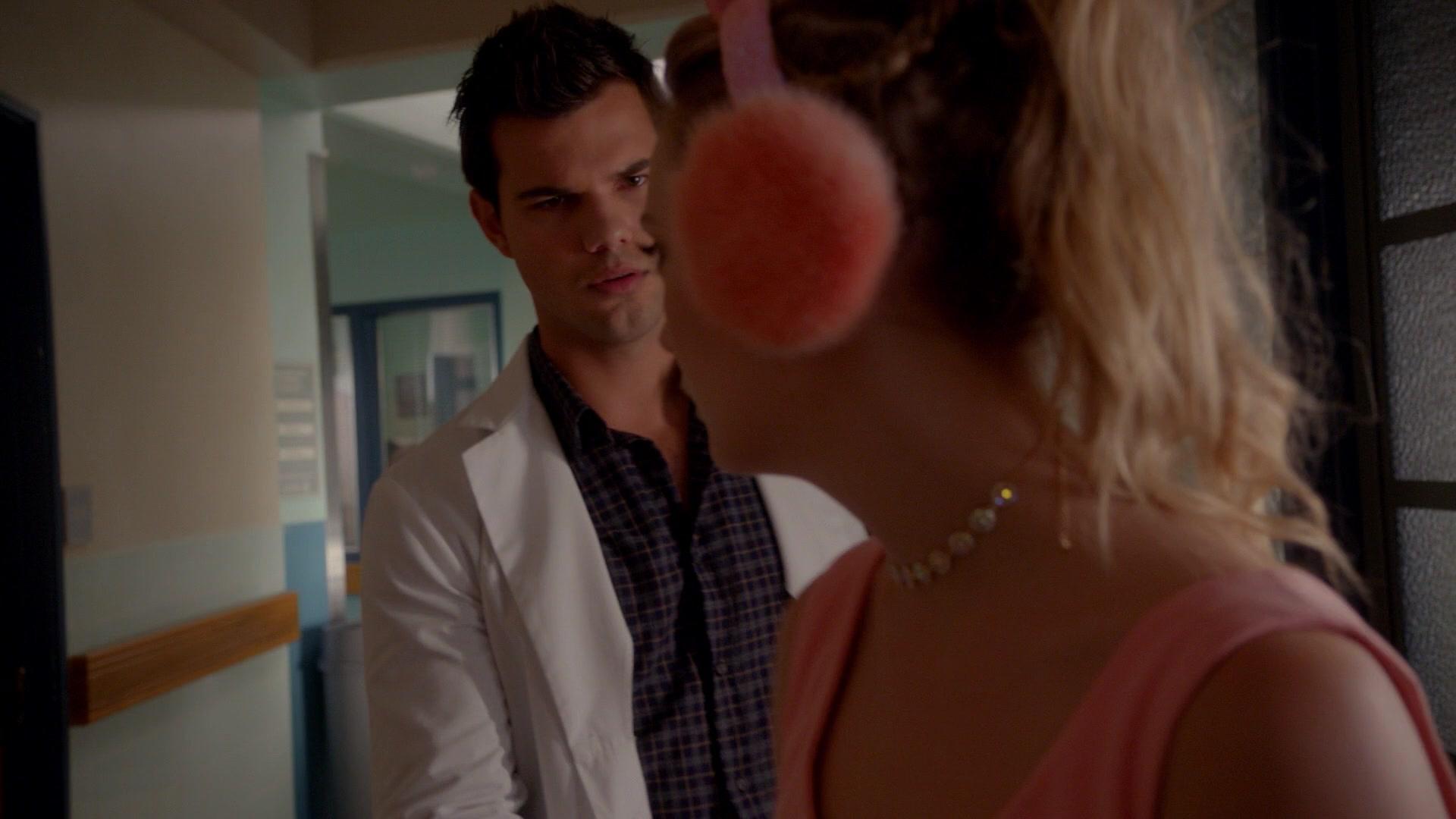 Scream_Queens_2015_S02E07_1080p_004164.jpg