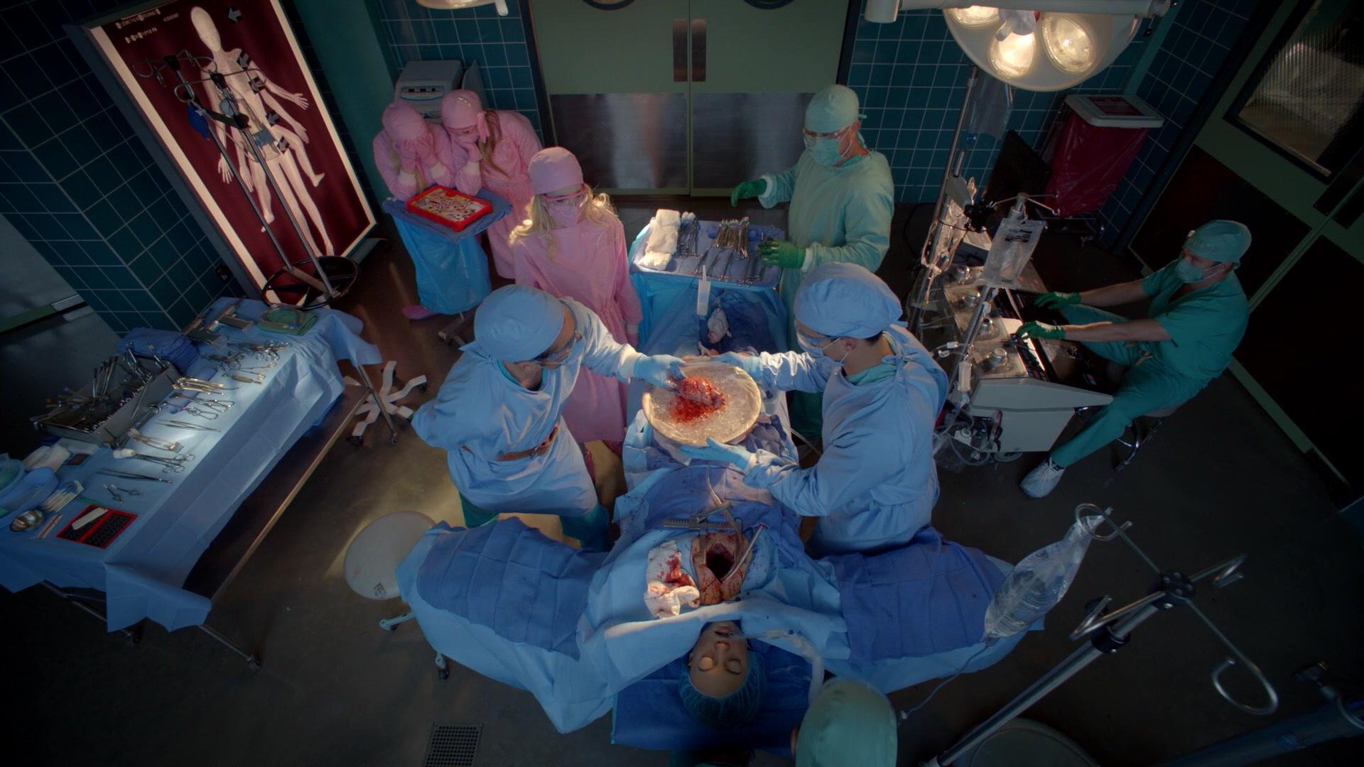 Scream_Queens_2015_S02E07_1080p_004875.jpg